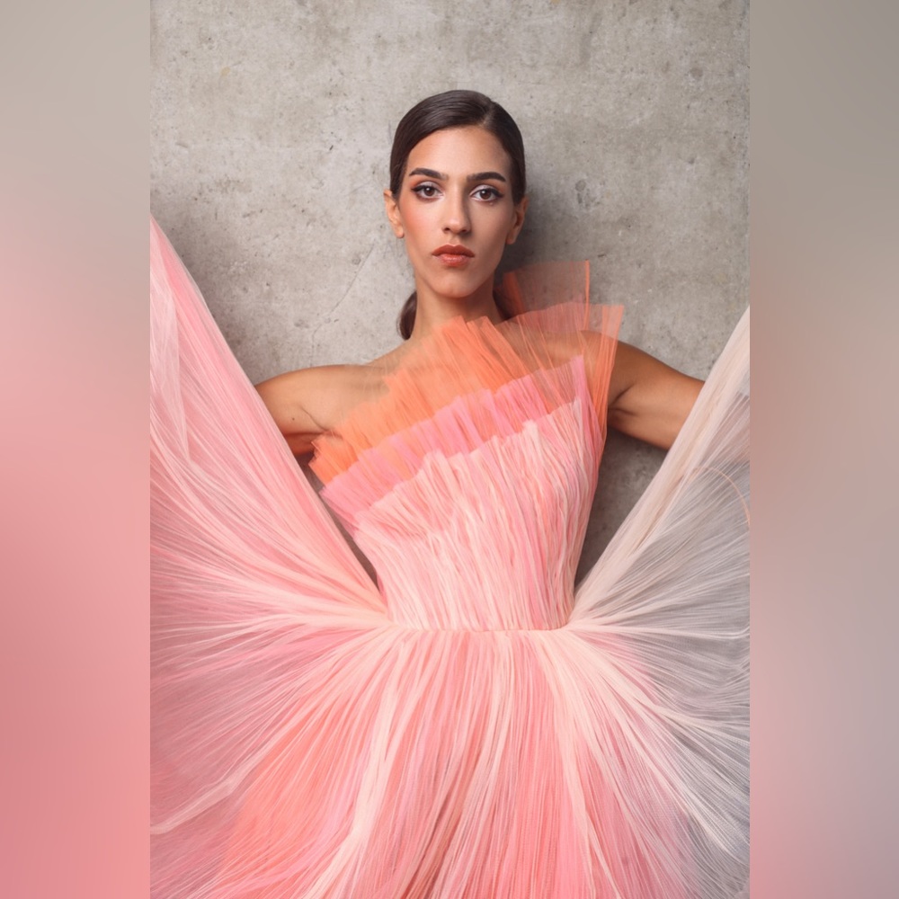 Pleated tulle in multi color.